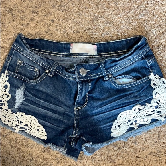 almost famous denim shorts